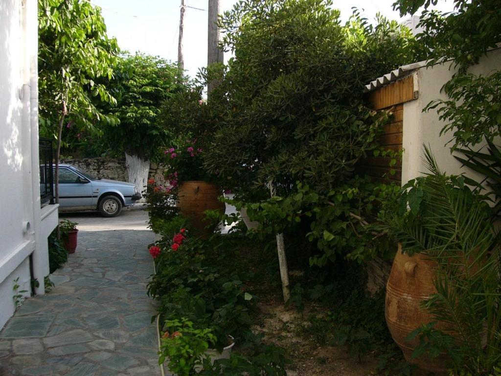 Oasis Studios Палиохора Екстериор снимка